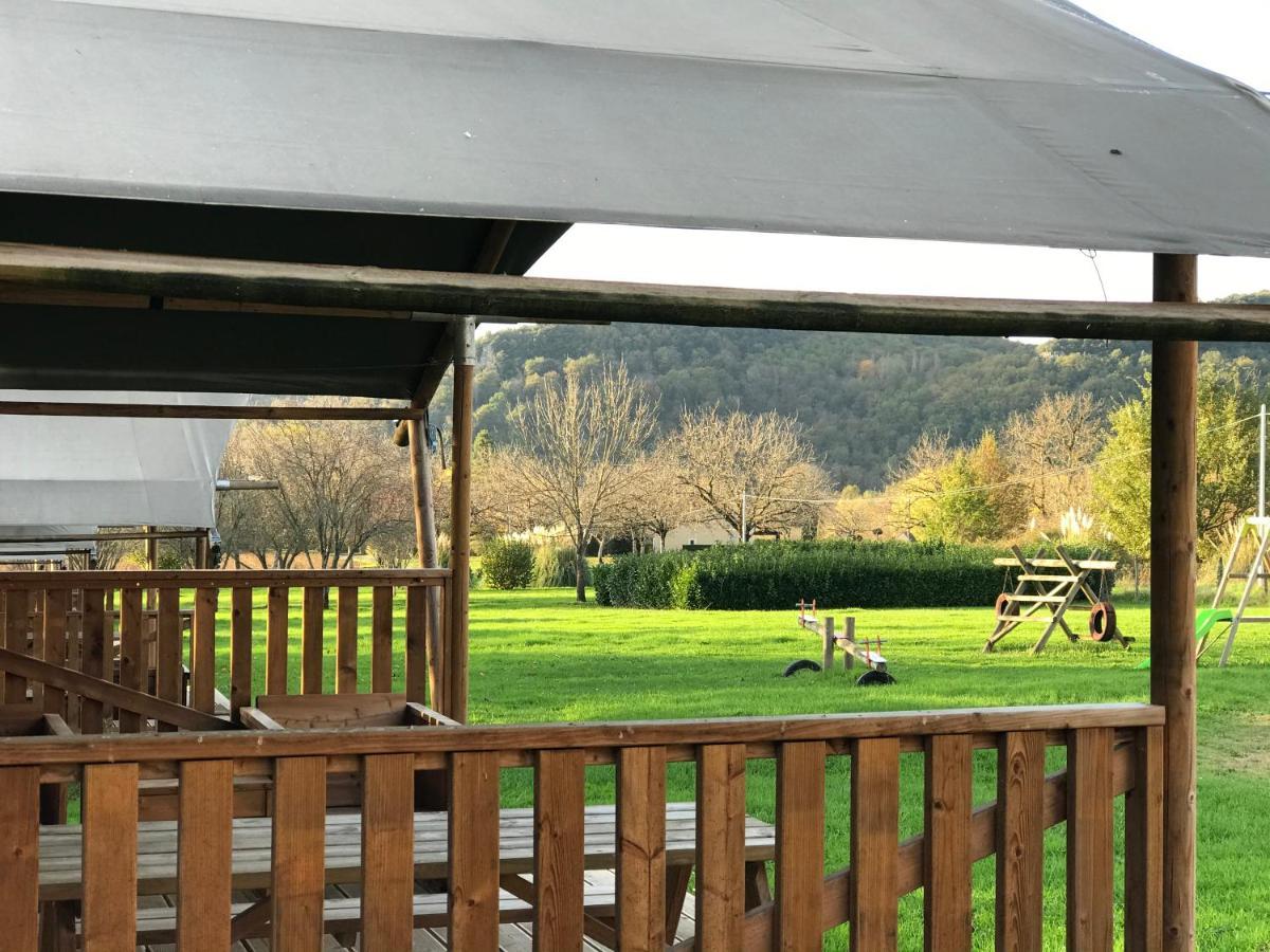 Le Mondou Saint-Julien-de-Lampon Екстериор снимка